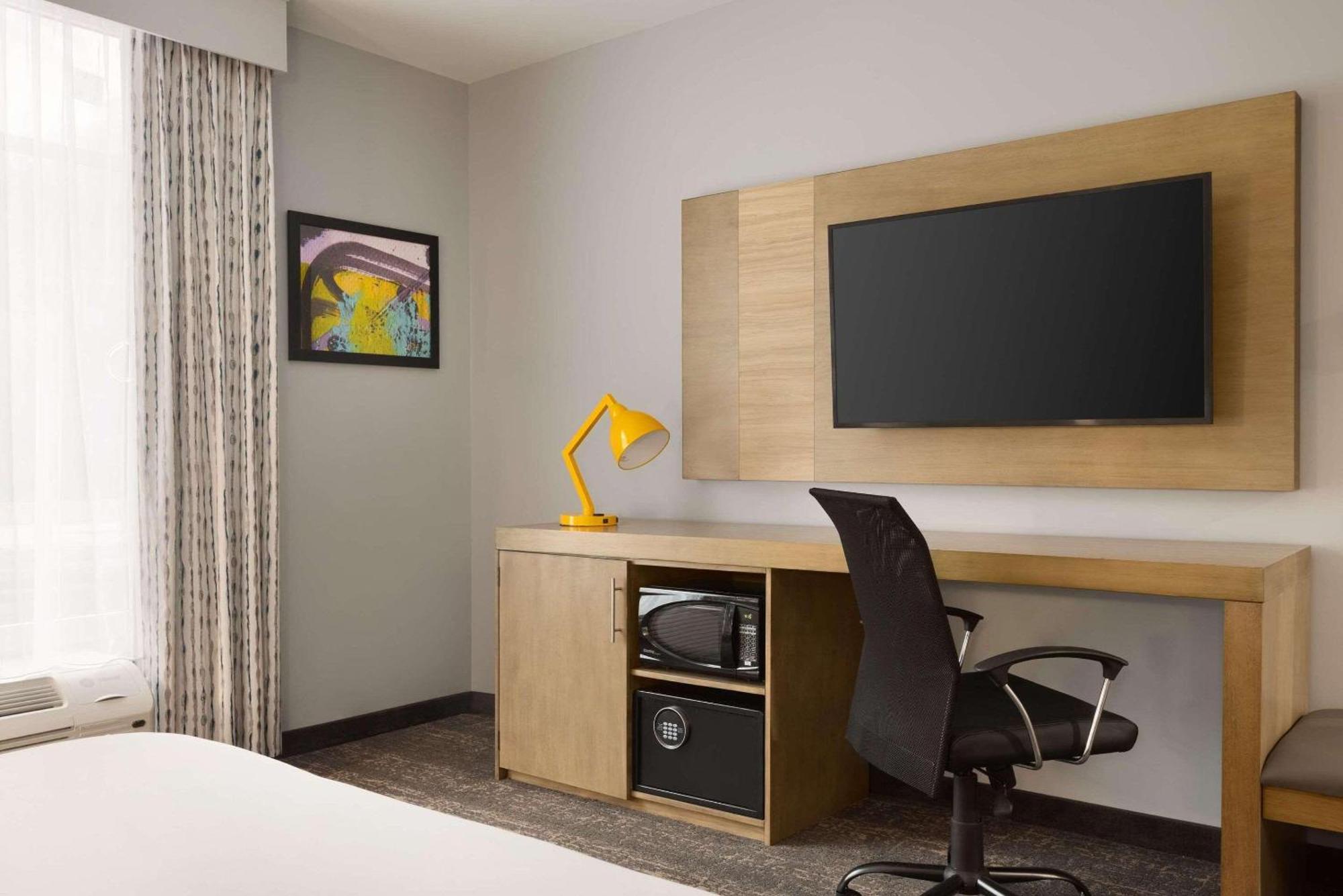 Park Inn By Radisson Florence, Sc Екстериор снимка